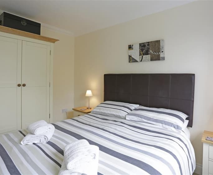 Bedroom 1 - View 3