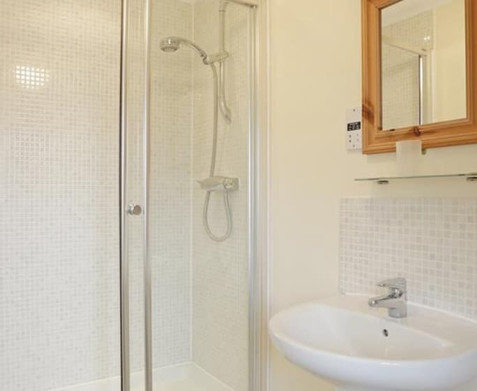 Bathroom 2 - View 1