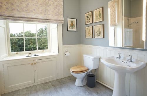 First floor: Second family bathroom