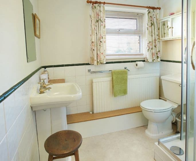 First floor:  Shower room with wc