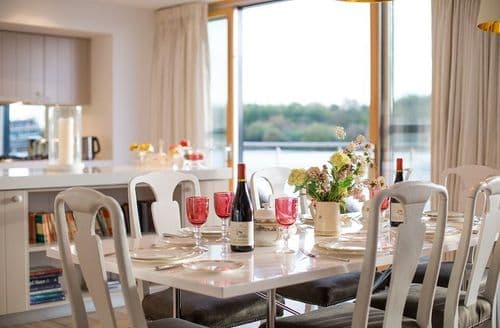 Dining room with views over the lake