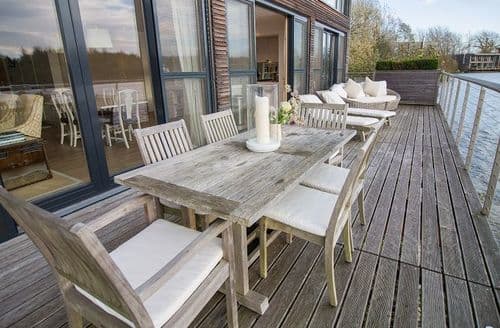 Large terrace area with BBQ
