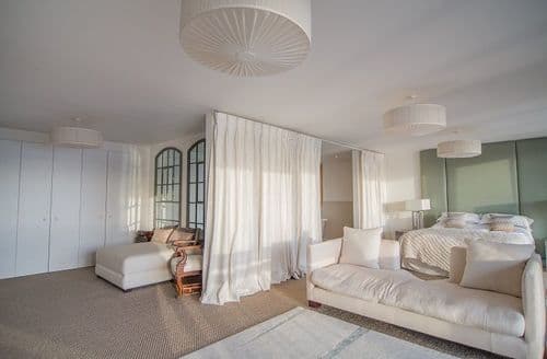 Longdoles Lodge