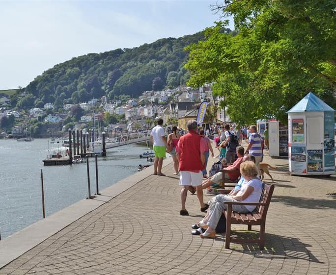 Dartmouth Embankment