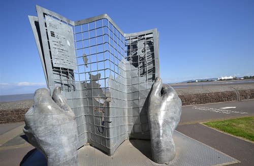 Minehead Sculpture_R