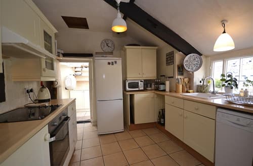 COURTG Kitchen 1_R