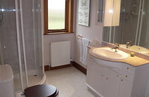D26049(Shower Room) JPG (2209932)