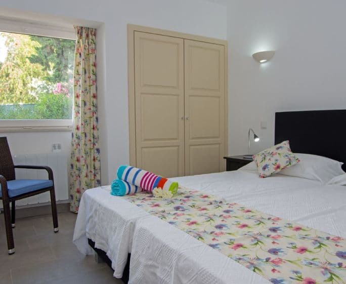 Ground floor: Twin bedroom 