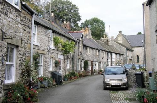 JARET HOUSE ROAD