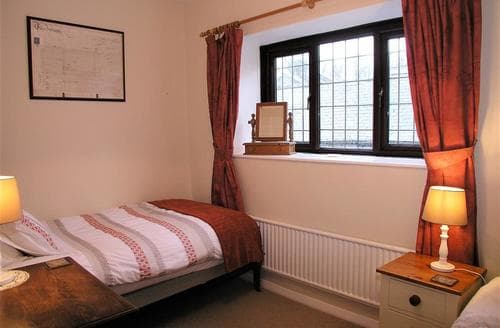 JARET HOUSE TWIN BED 
