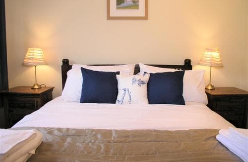 JARET HOUSE DOUBLE BED BACK 3 