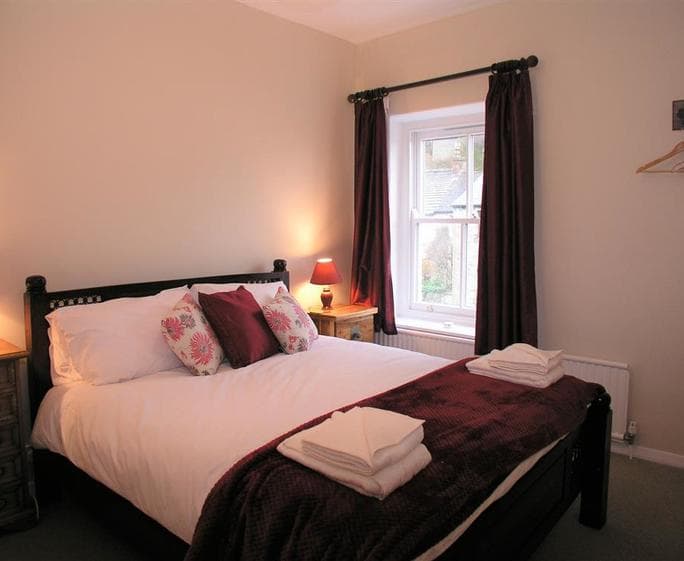 JARET HOUSE DOUBLE BED FRONT 