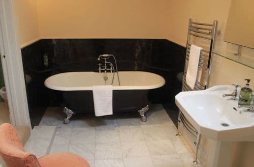 Last Minute Cottages - Hare Cottage