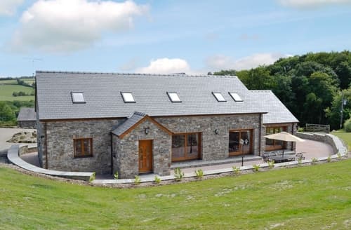 Coastal Cottages In Wales To Rent Big Cottages Large Houses
