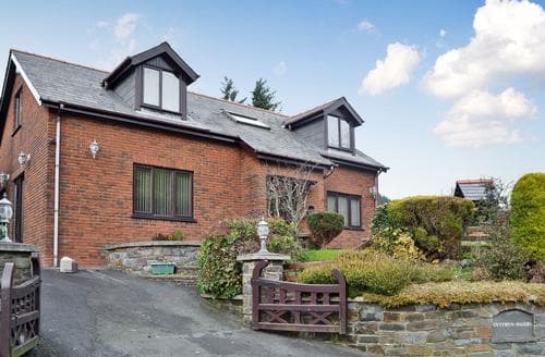 last minute deals holiday cottages wales