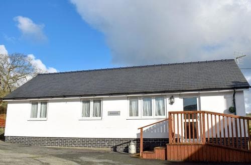 Coastal Cottages In Wales To Rent Big Cottages Large Houses