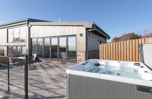 Cottages With Hot Tubs Late Availability Self Catering