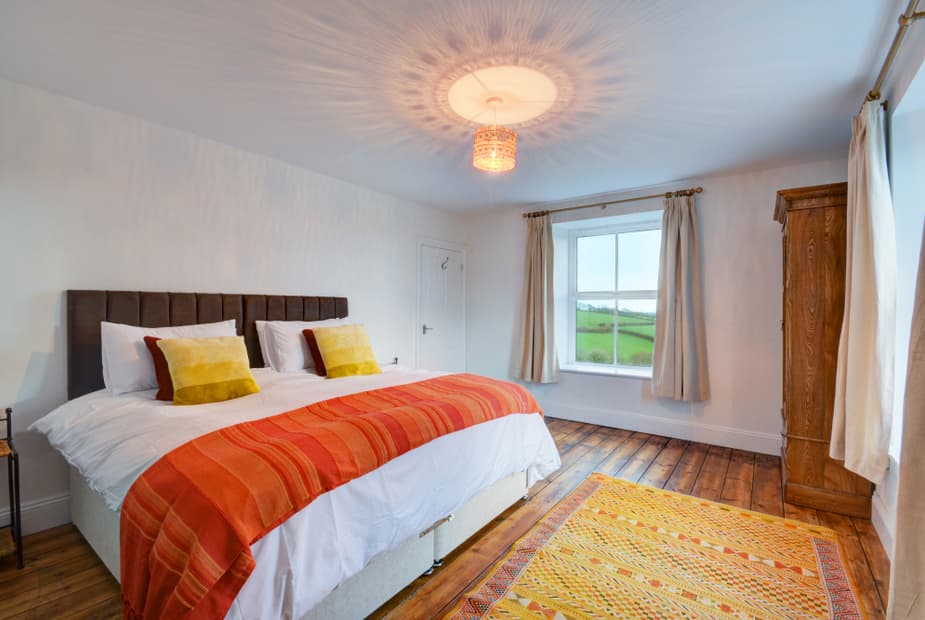 Bedroom 2 with Superking Bed which can be unzipped