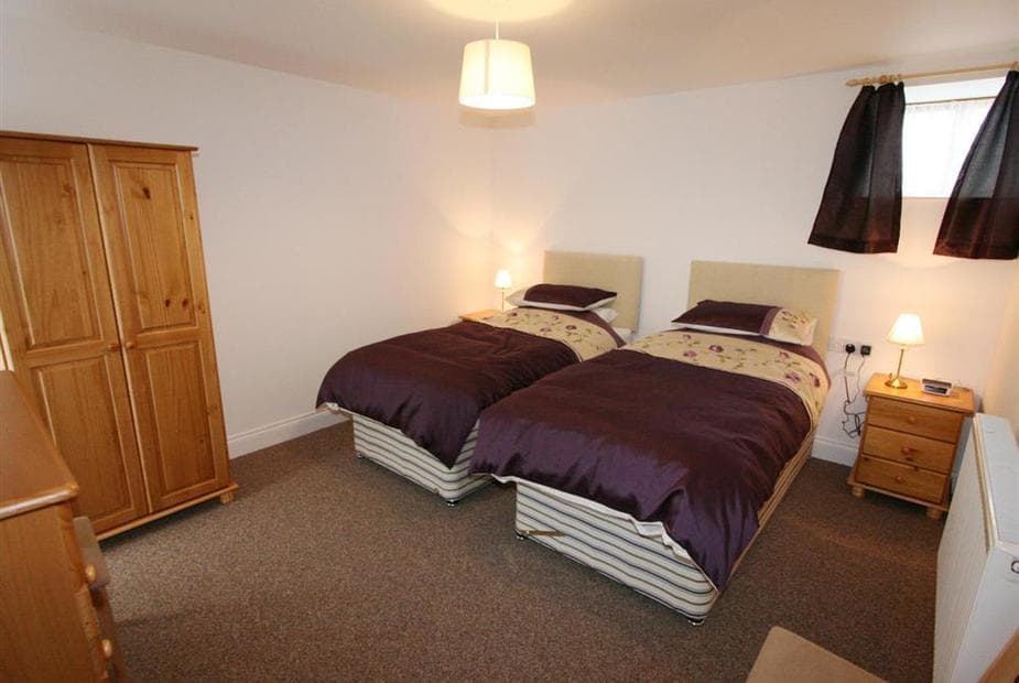 Bedroom with option of twin beds