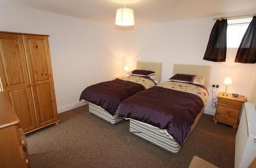 Bedroom with option of twin beds