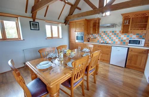 Kitchen/Dining Area