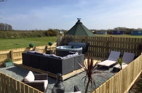 Last Minute Cottages - Blackpool Mill