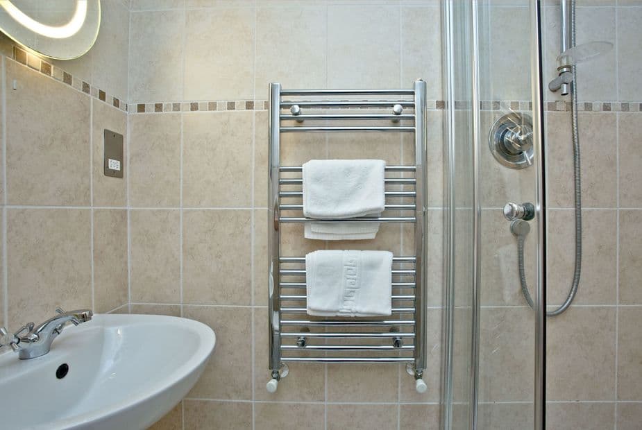 Representation of en suite