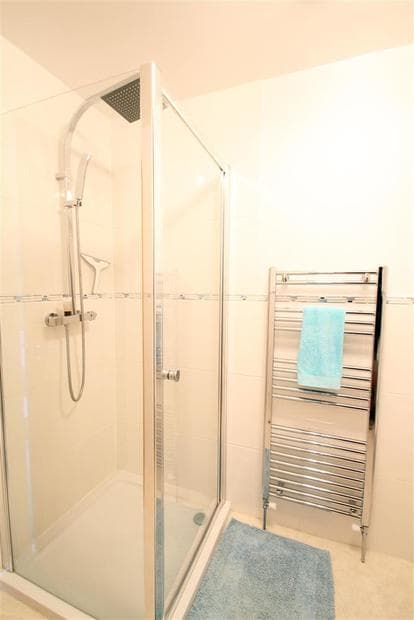 shower-105b