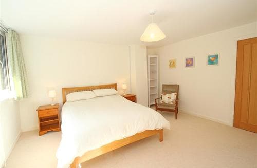 bedroom-105b
