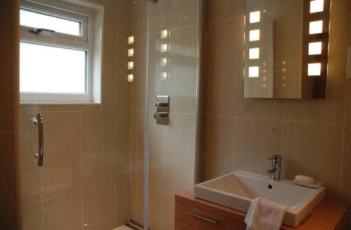HKB_SHOWERROOM