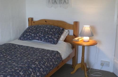 Holly Tree Cottage-single bedroom 