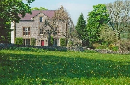 Last Minute Cottages - Castle Cliffe
