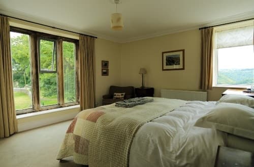 Last Minute Cottages - Castle Cliffe