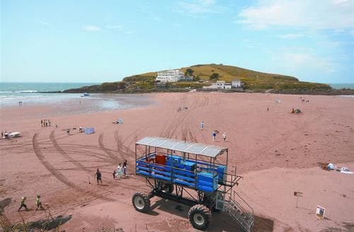 holiday house close to burgh island