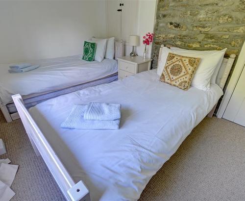 Bedroom 2 - View 1