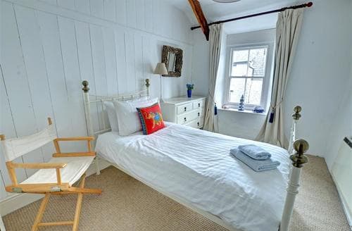 Bedroom 3 - View 1