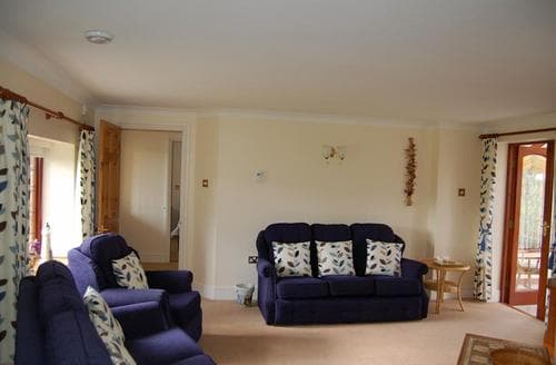 Four Well Appointed Visitbritain 4star Gold Award Cottages Near