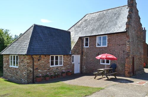 Last Minute Cottages - Hawthorne Cottage - PY8