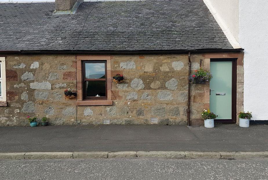 Lilac Bank Cottage Delightful, traditional cottage | Lilac Bank Cottage, Crosshill, near Maybole