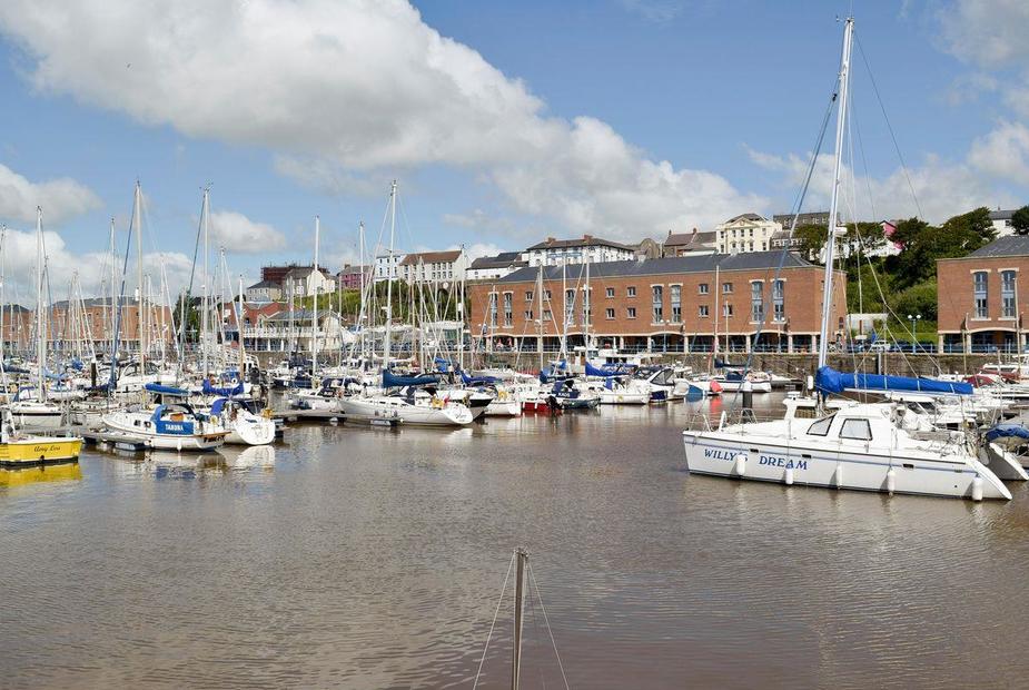 Haven View First floor marina-side apartment | Haven View, Milford Haven Marina