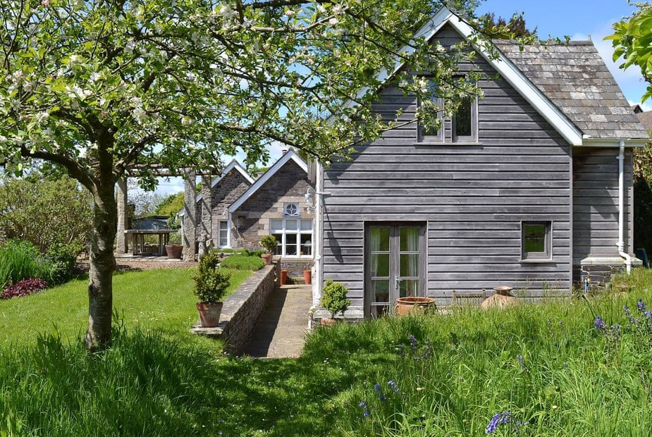 The School House Thoughtfully converted holiday cottage | The School House, Coryton, near Okehampton