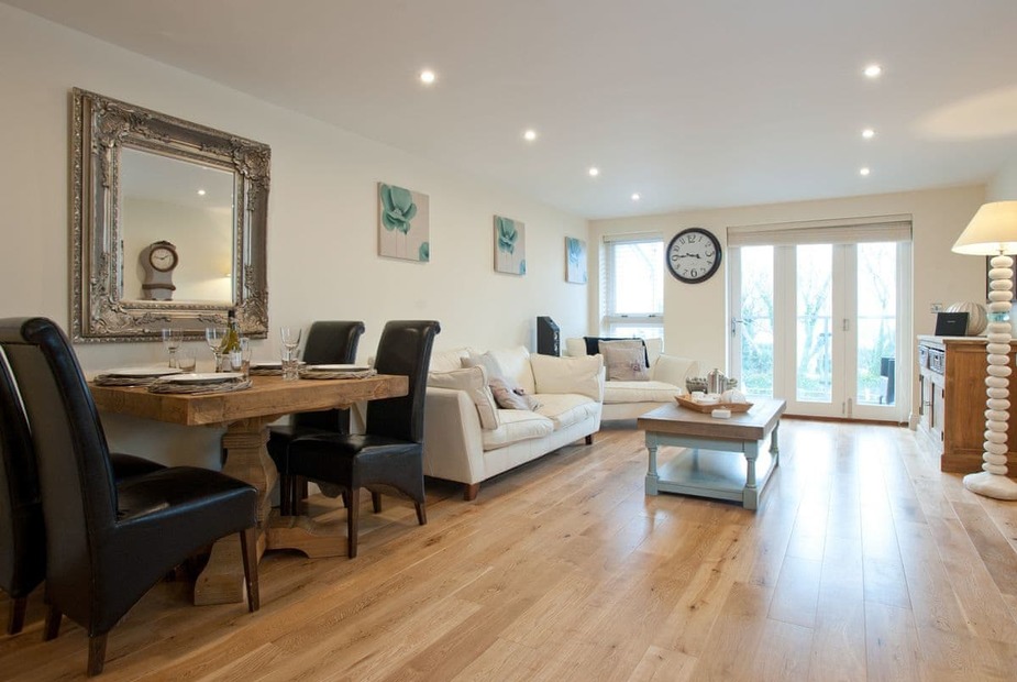 Spacious open-plan living space | 1 Sandy Lane, Carbis Bay, nr St Ives - 1 Sandy Lane
