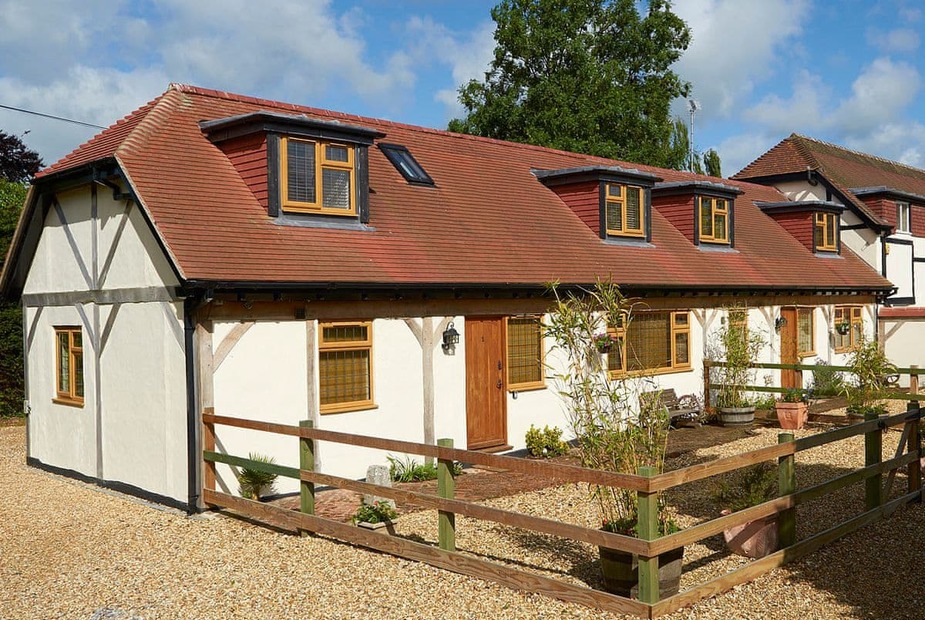 Shepherds Spring Cottage 1 - UKC4117 Charming semi-detached cottage | Shepherd’s Spring Cottage 1 - Shepherd’s Spring Cottages, East Mills, near Fordingbridge
