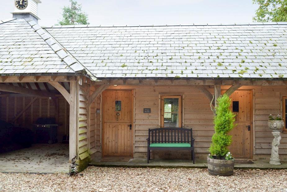 The Sett Lovely semi-detached barn conversion | The Sett, Linwood, near Ringwood