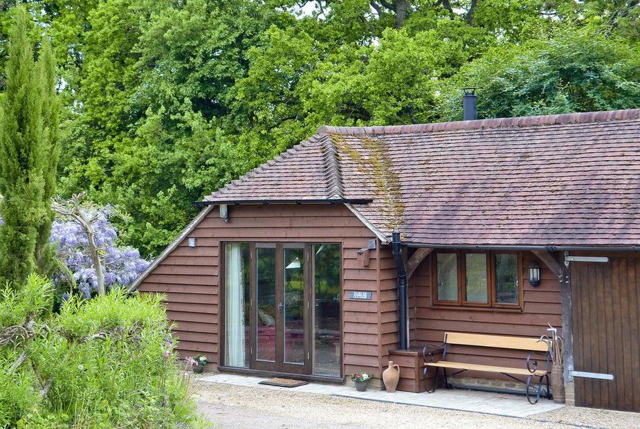 Fairlee Cottage Exterior | Fairlee Cottage, Rudgwick, nr. Horsham