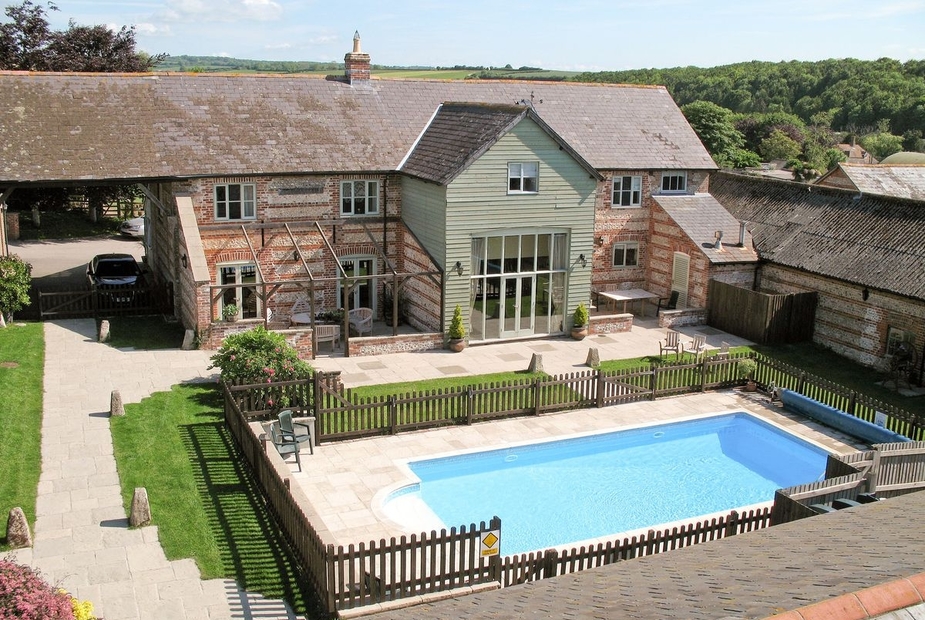 MANOR FARM HOUSE, MANOR FARM HOUSE, Dewlish, near Dorchester Snaptrip