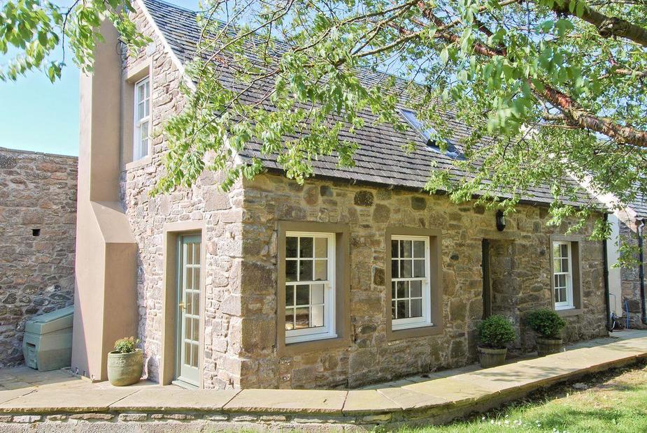 The Arns Cottage Beautiful converted stable | The Arns Cottage, Near Auchterarder
