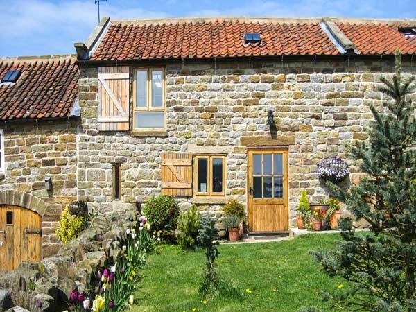 sykes cottages enclosed garden