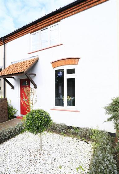 Amber Cottage Amber Cottage Aldeburgh Suffolk Last Minute