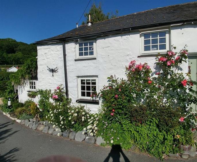 Rose Cottage WAN376 - Exterior - VIew 1